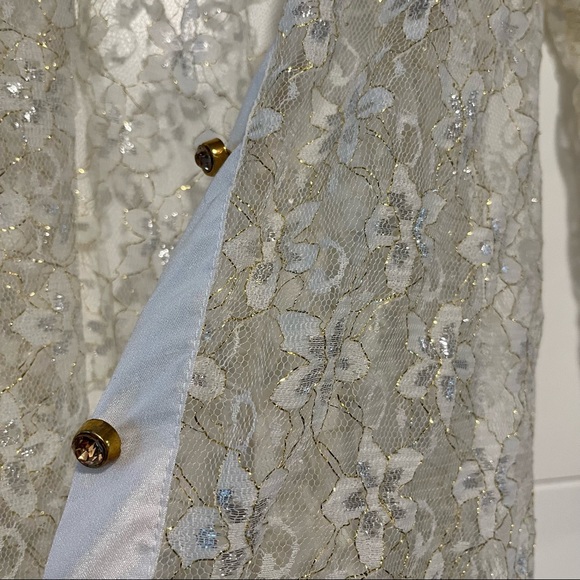 Vintage Lace Open Robe - Picture 8 of 16